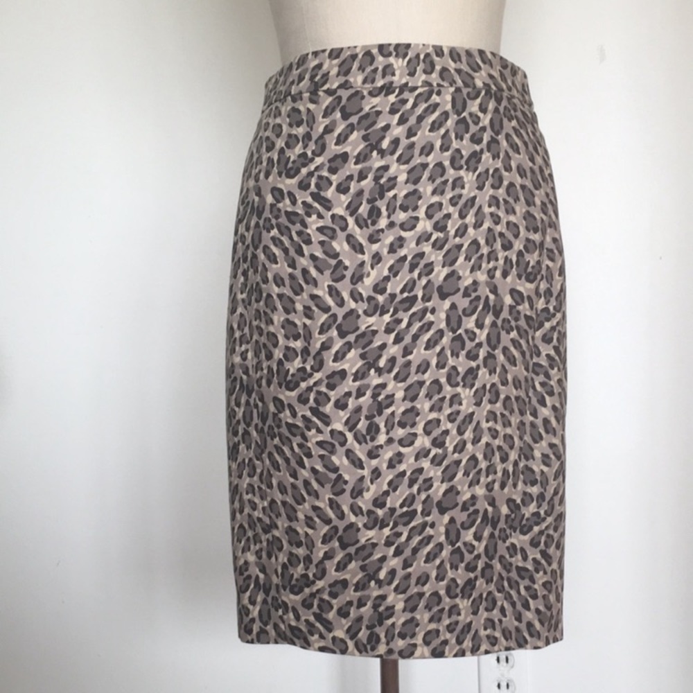 Leopard print pencil skirt with diagonal seams, gray, S